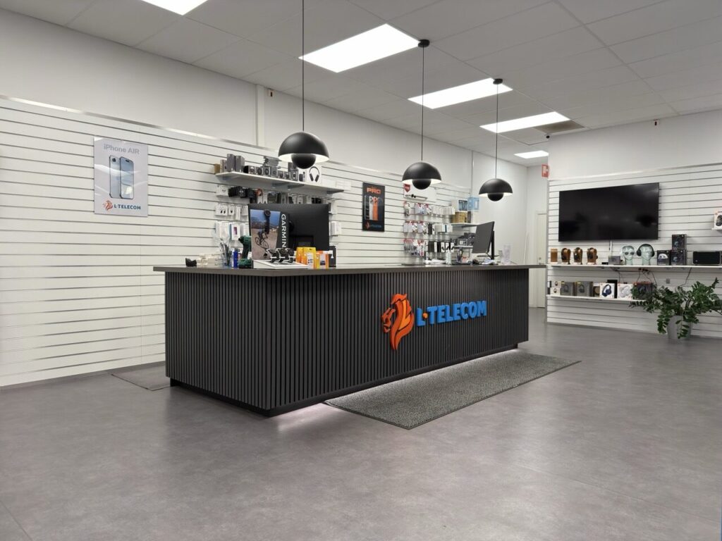 Mobilreparation i vår butik